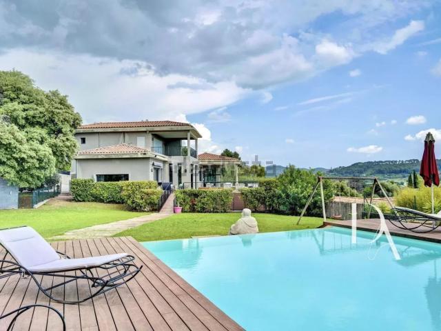 Maison location à La Cadière-d'Azur, Var