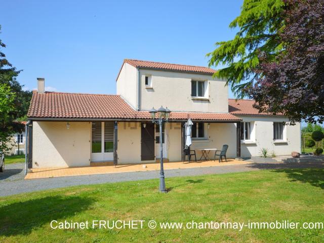 Maison vente à Saint-Hilaire-du-Bois, La Caillère-Saint-Hilaire
