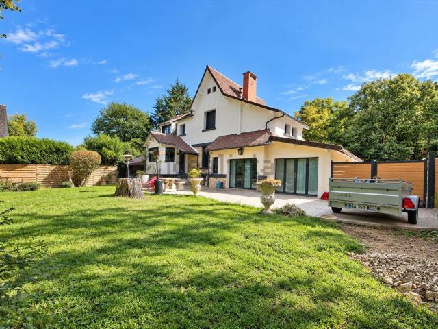 Maison vente à Le Chesnay, La Celle-Saint-Cloud
