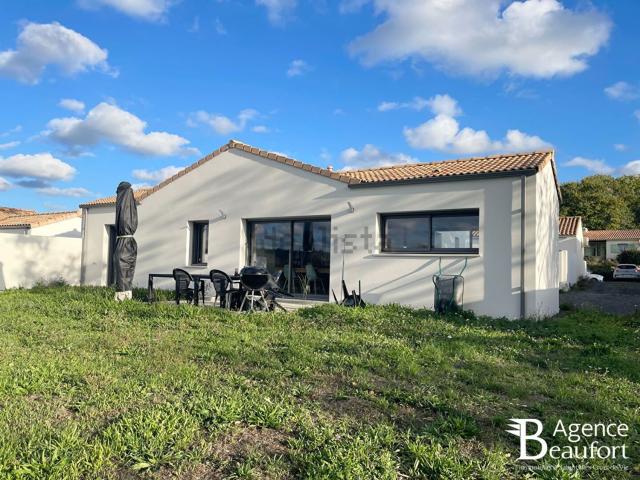 Maison location à La Chaize-Giraud, Vendée