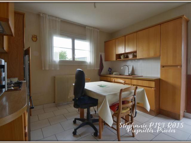 Maison vente à La Chapelle-d'Angillon, Cher