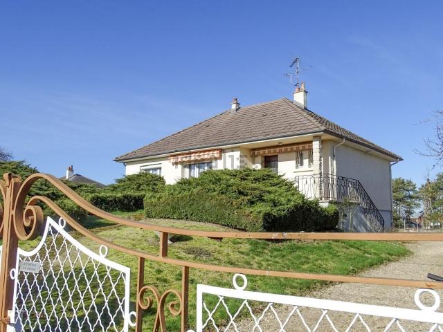 Maison vente à Les Cizeaux, La Chapelle-Montmartin