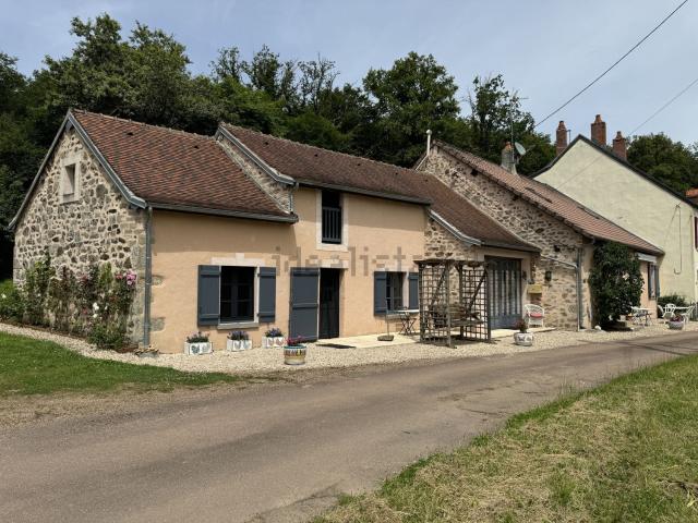Maison vente à La Chaise, Pazy