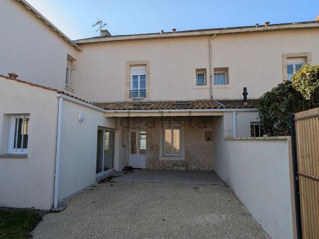 Maison vente à Chantoiseau, La Crèche
