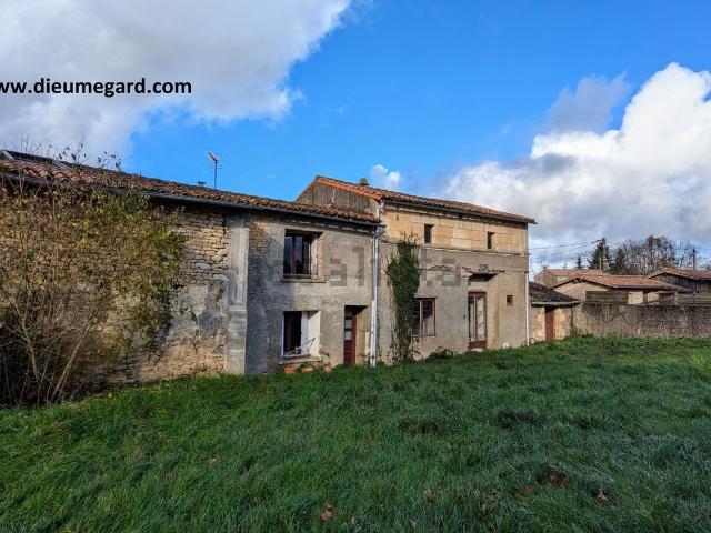Maison vente à La Crèche, Deux-Sèvres