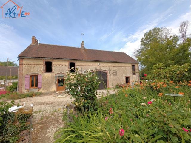 Maison vente à La Ferté Loupière, La Ferté-Loupière