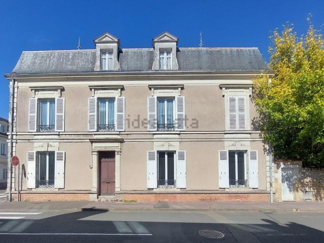 Maison vente à Sainte-Colombe, La Flèche