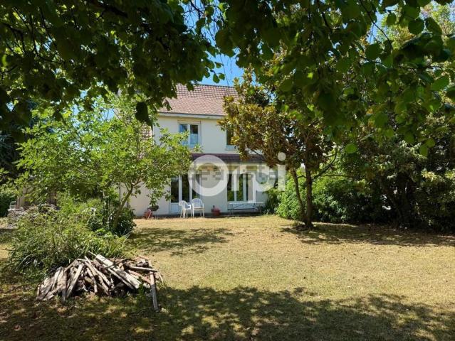 Maison vente à La Grande-Paroisse, Seine-et-Marne