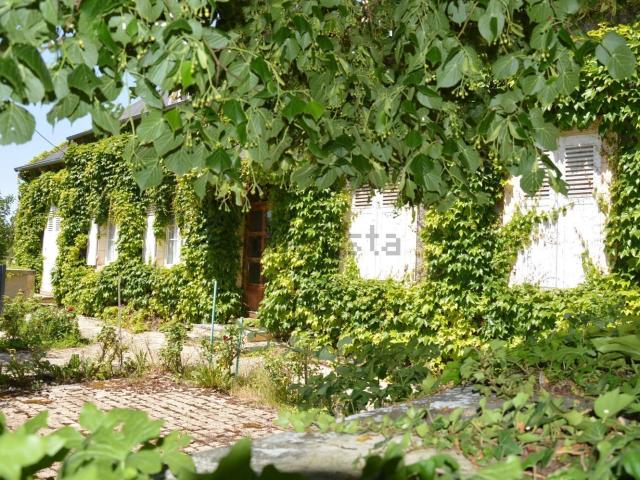 Maison vente à La Guerche-sur-l'Aubois, Cher