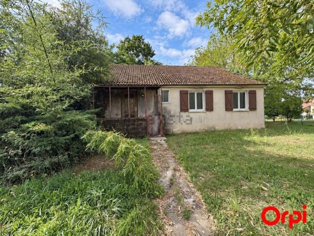 Maison vente à La Guerche-sur-l'Aubois, Cher