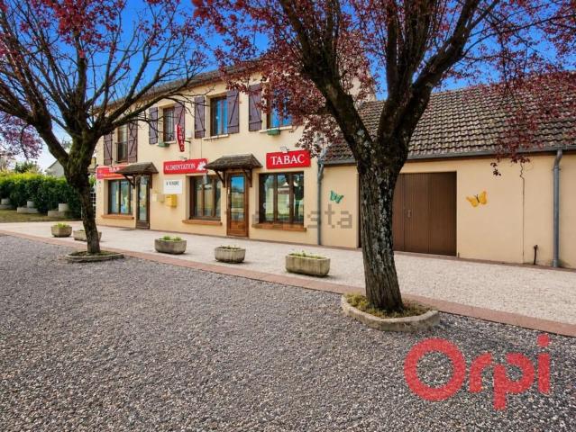 Maison vente à La Guerche-sur-l'Aubois, Cher