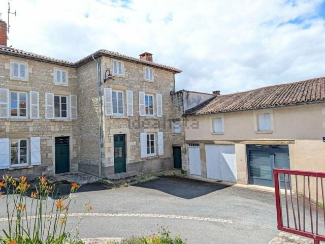 Maison vente à Le Champ du Parc, La Mothe-Saint-Héray
