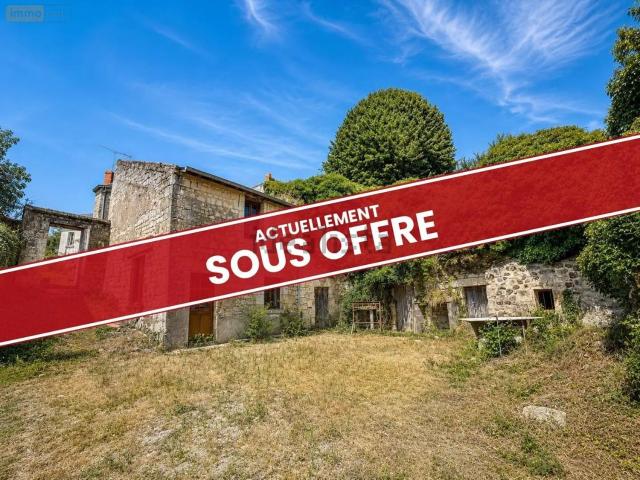 Maison vente à Le Bas Clos, La Roche-Clermault