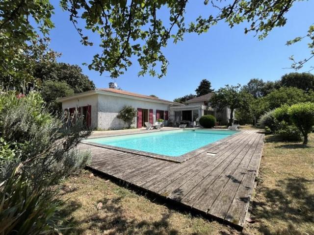 Maison vente à Saint-Projet-Saint-Constant, La Rochefoucauld-en-Angoumois