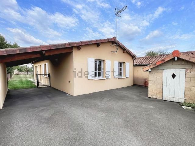 Maison vente à La Rochefoucauld, La Rochefoucauld-en-Angoumois