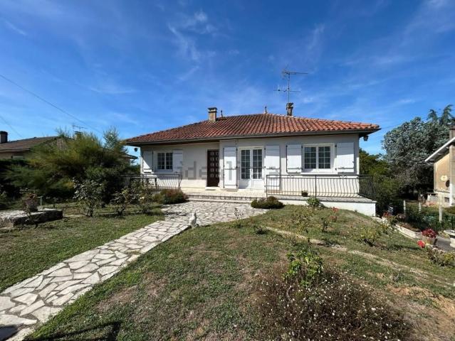 Maison vente à La Rochefoucauld, La Rochefoucauld-en-Angoumois