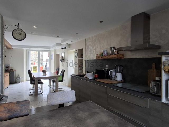 Maison vente à La Rochefoucauld, La Rochefoucauld-en-Angoumois