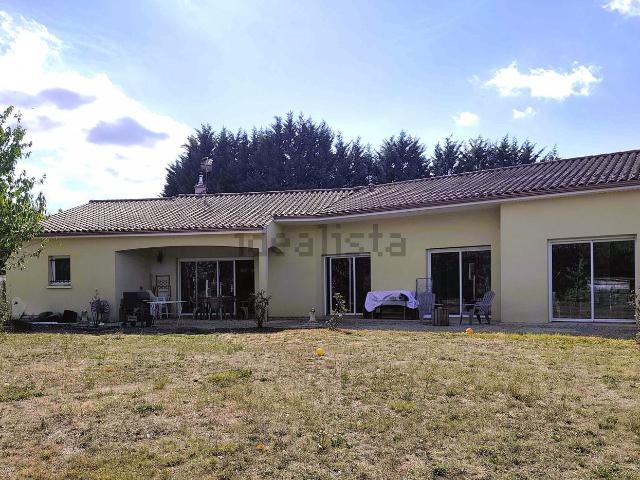 Maison vente à Saint-Projet-Saint-Constant, La Rochefoucauld-en-Angoumois