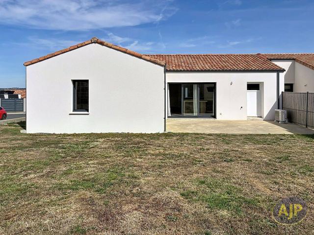 Maison location à La Terrelière, La Romagne