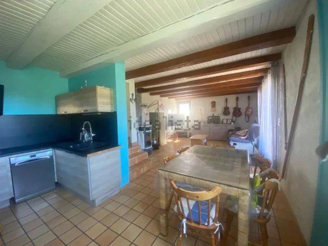 Maison vente à La Tour-d'Auvergne, Puy-de-Dôme