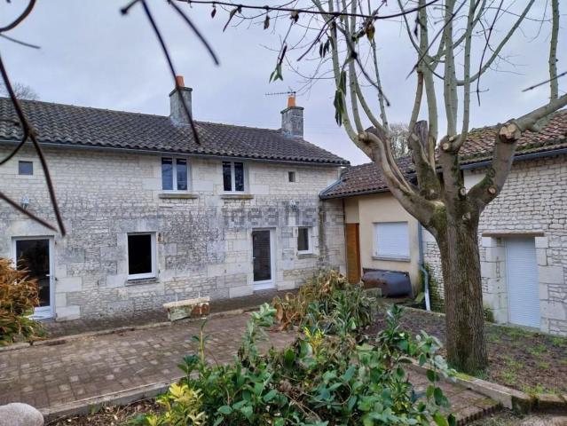 Maison vente à La Rue, La Tour-Saint-Gelin