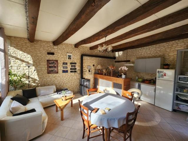 Maison vente à Le Bourg, La Tour-Saint-Gelin