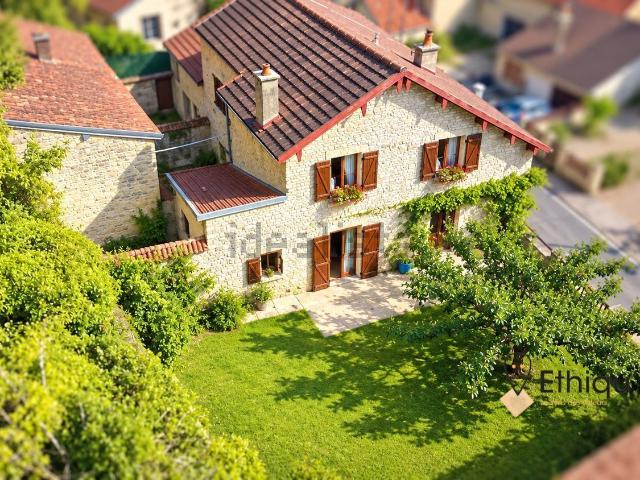 Maison vente à Laferté-sur-Aube, Haute-Marne
