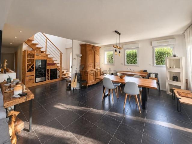 Maison vente à Lahoussoye, Somme