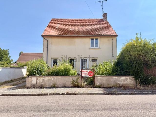 Maison vente à Le Parterre, Lamarche-sur-Saône
