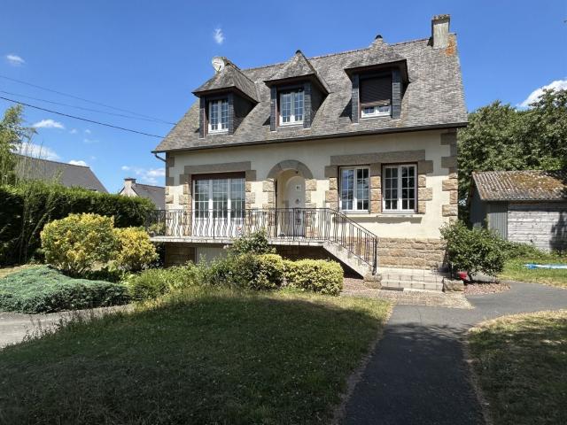Maison vente à Tressaint, Lanvallay