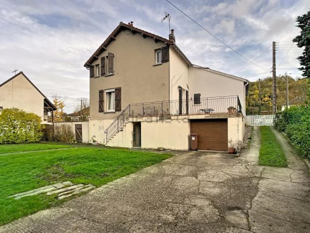 Maison vente à Montreuil, Laon