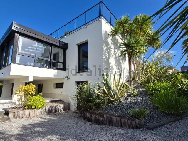 Maison vente à Zone Commerciale de Quelisoy, Larmor-Plage