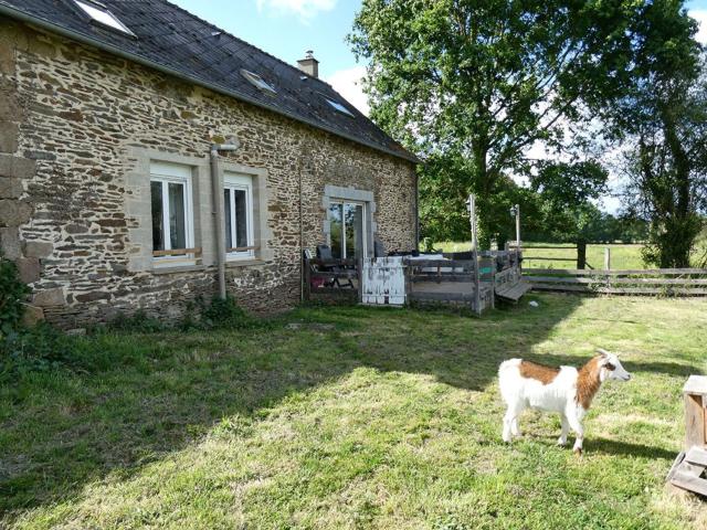Maison vente à La Baroche-Gondouin, Lassay-les-Châteaux