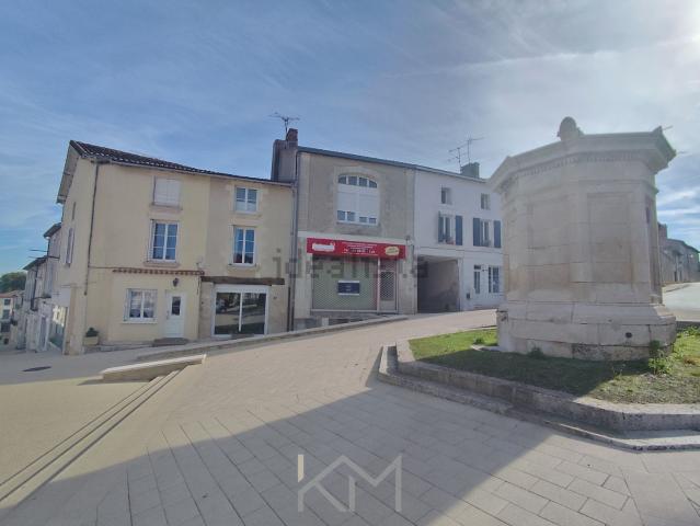 Maison vente à Latillé, Vienne