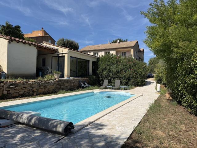 Maison vente à Laudun, Laudun-l'Ardoise