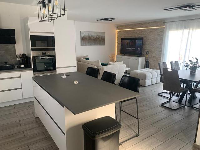 Maison vente à Nîmes, Laudun-l'ardoise