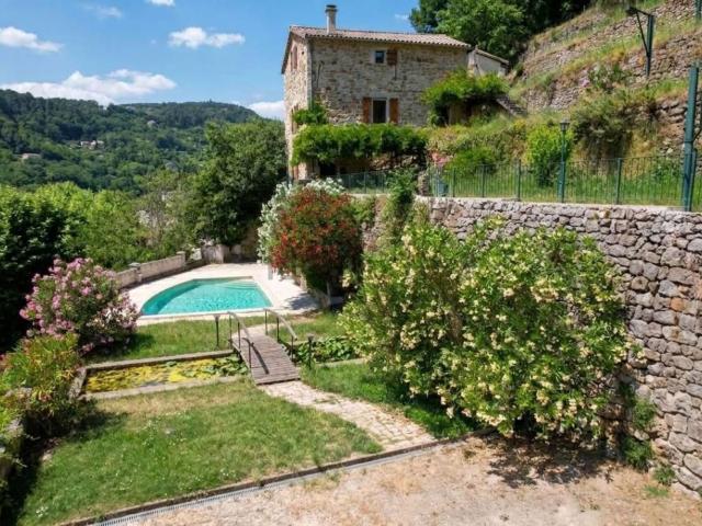Maison vente à Prends-Toi Garde, Laurac-en-Vivarais