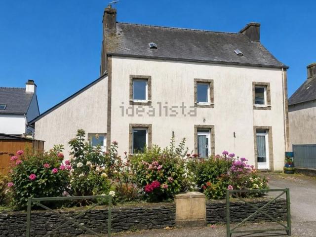 Maison vente à Poullouigou, Laz