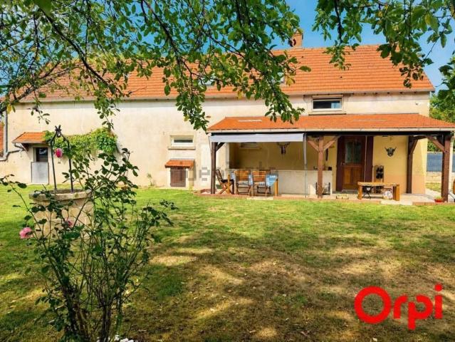 Maison vente à Le Charbon, Le Brethon