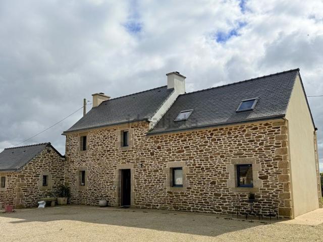 Maison vente à Kergolestroc, Le Folgoët