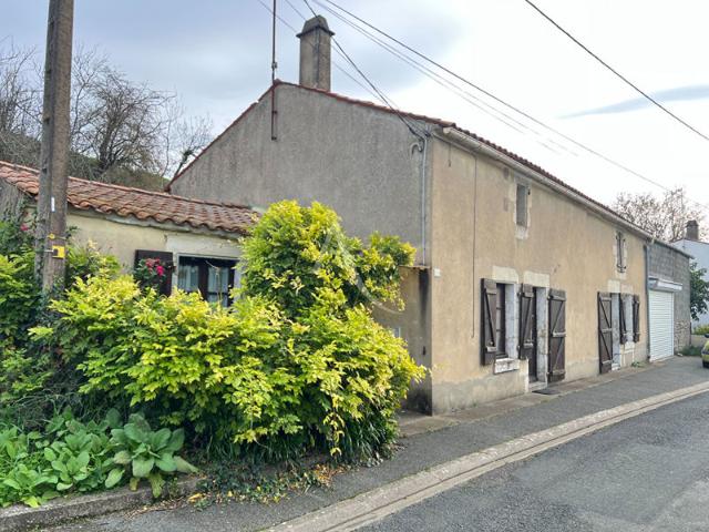 Maison vente à Fontenay-le-Comte, Le Gué-de-velluire