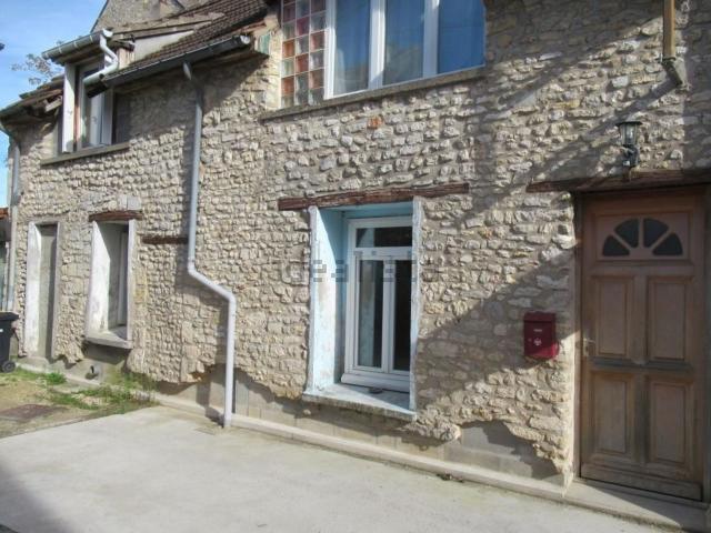 Maison vente à Méréville, Le Mérévillois