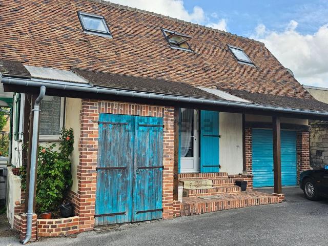 Maison vente à Le Mont-Saint-Adrien, Oise