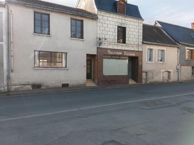 Maison vente à Loches, Le Petit-pressigny