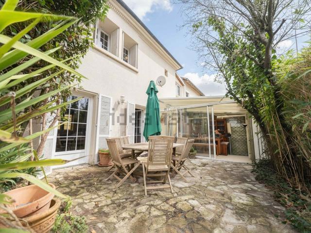 Maison vente à Coteau, Le Plessis-Robinson