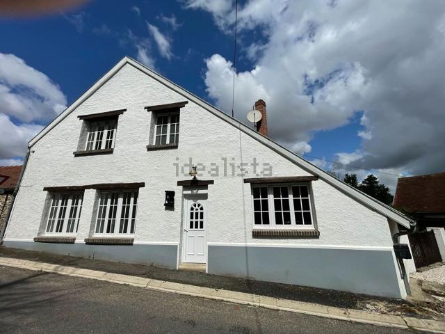 Maison location à Le Thoult-Trosnay, Marne