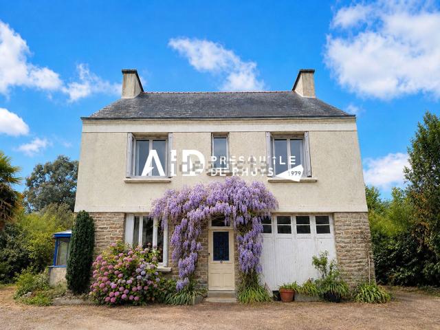 Maison vente à Kerjouet, Le Tour-du-Parc