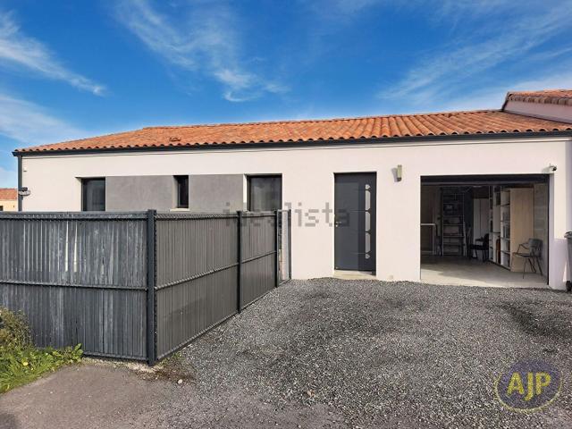 Maison vente à La Basse Parnière, Legé