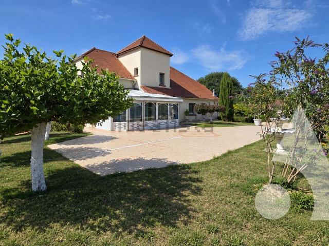 Maison vente à Les Essards-Taignevaux, Jura