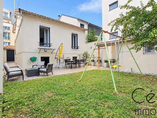 Maison vente à Cité des Sentes, Les Lilas